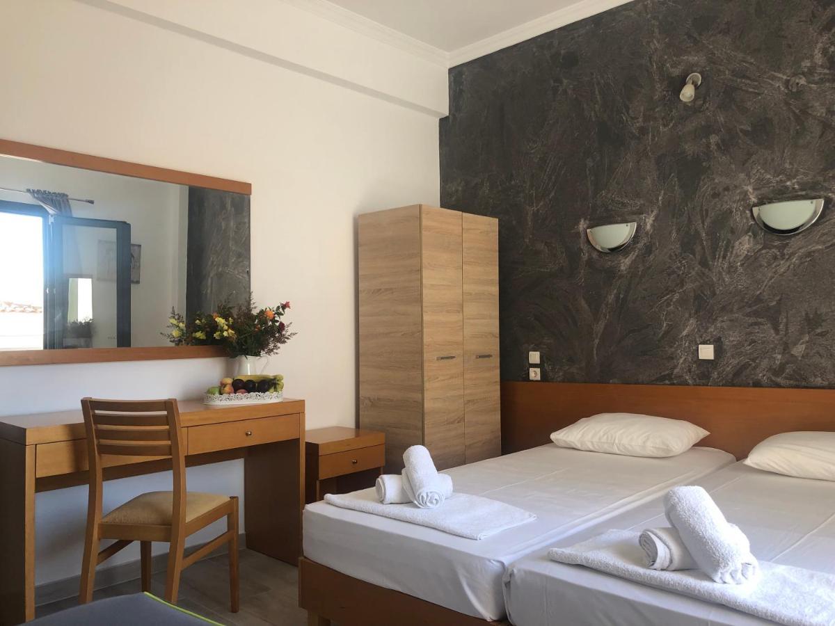 Central Guest House Skiathos Exterior foto